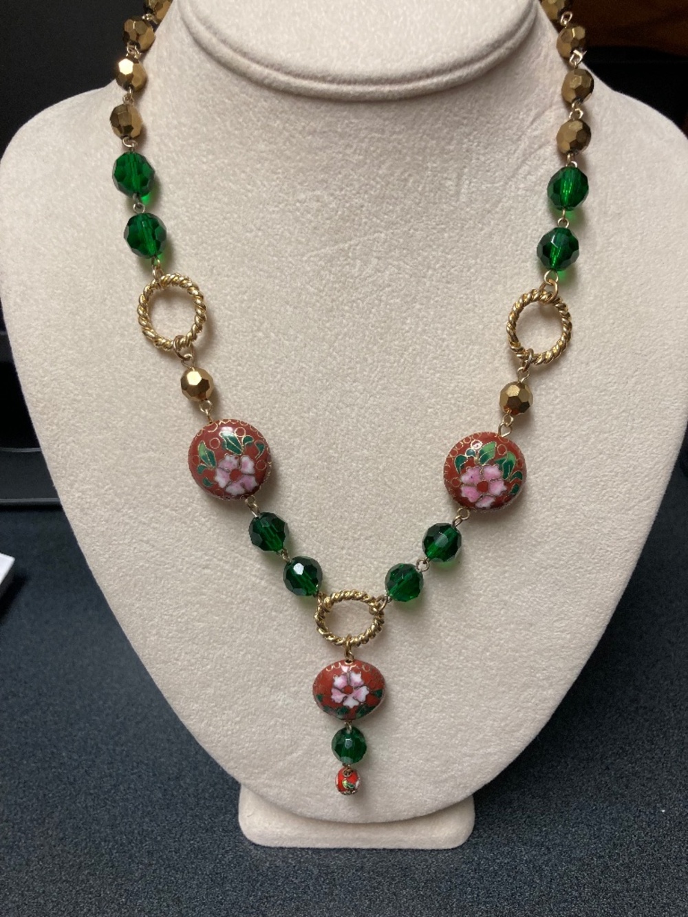 Beautiful hand painted bead necklace with earrings